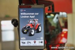 Тракторите Lindner могат да работят сами  с интелигентни и иновативни ZF технологии