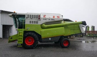 Комбайн CLAAS Mega 360