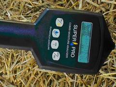 Superpro - The portable grain moisture meter with built-in grinder 